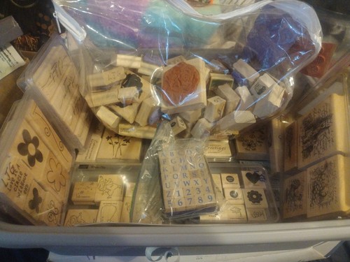 135 rubber stamp - crafter, lot